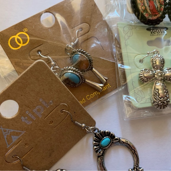 Multiple Pairs Boho Earring Set - Picture 3 of 7